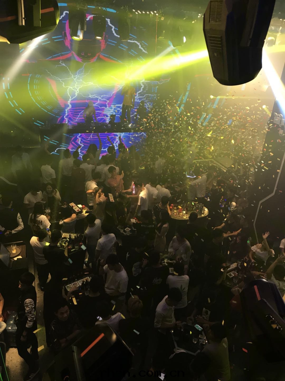 1536649583610732.jpg 1536649583610732.jpg