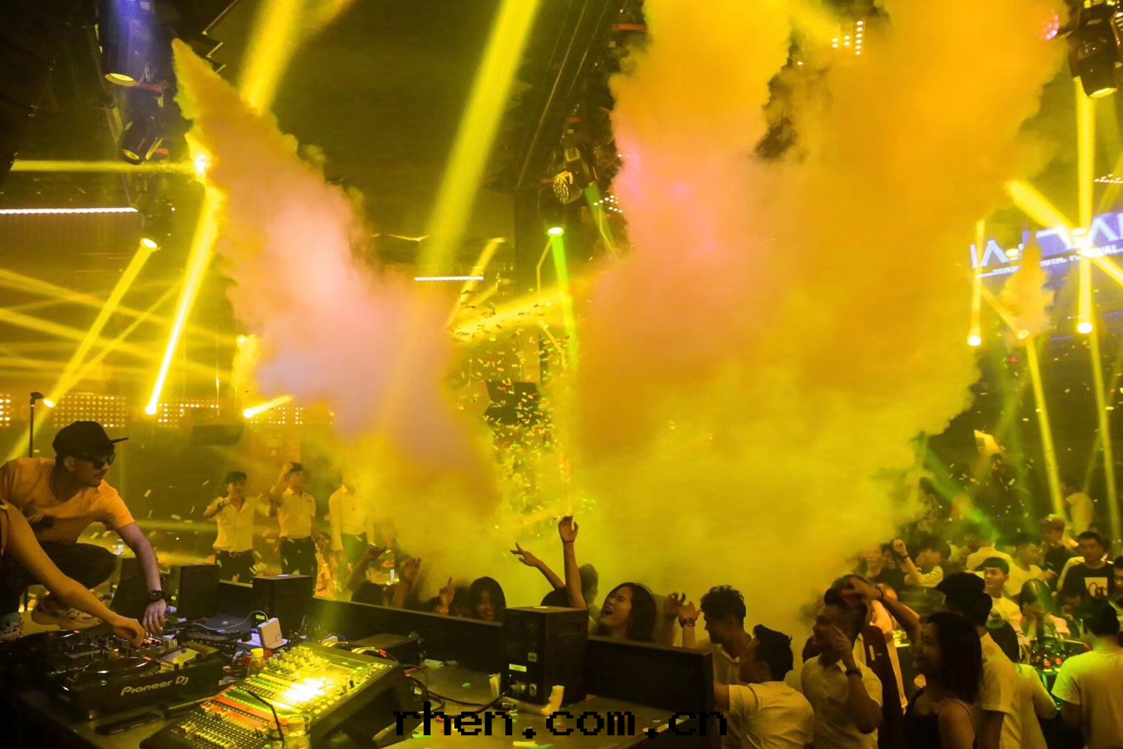 1536649897263553.jpg 1536649897263553.jpg