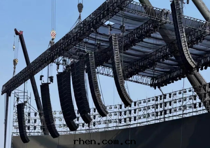 舞(wǔ)台(tái)音(yīn)響厂家(jiā):鼎泰豐 舞(wǔ)台(tái)音(yīn)響厂家(jiā):鼎泰豐